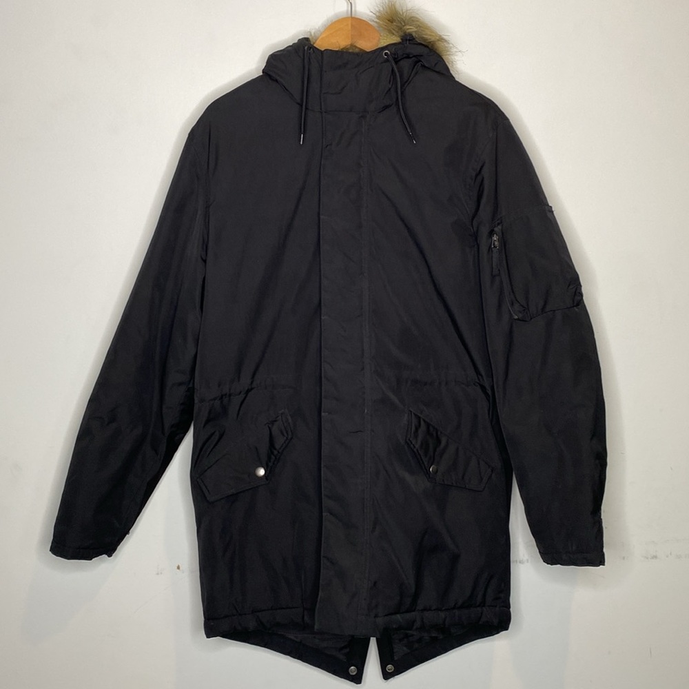 Old Navy Black Faux Fur Parka: Size Medium